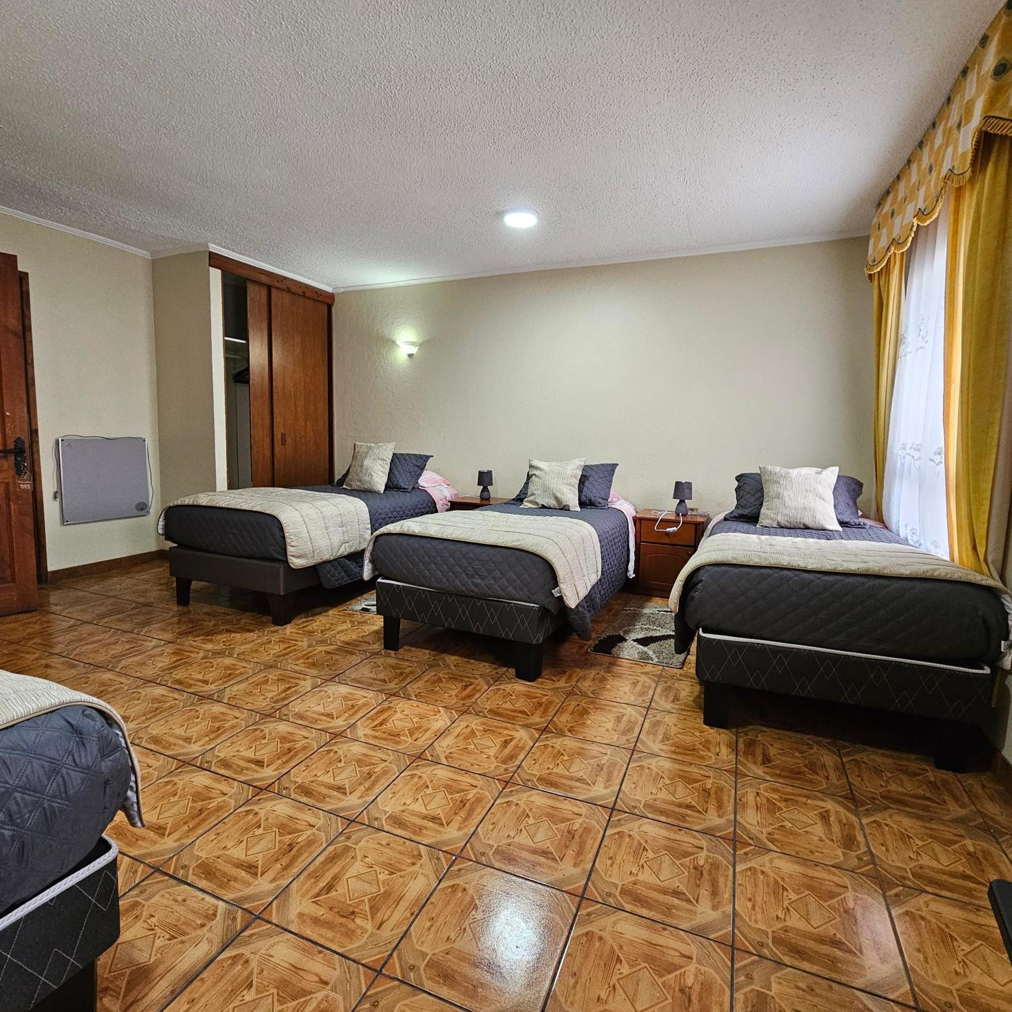 Hostal De Colon La Serena Exterior foto